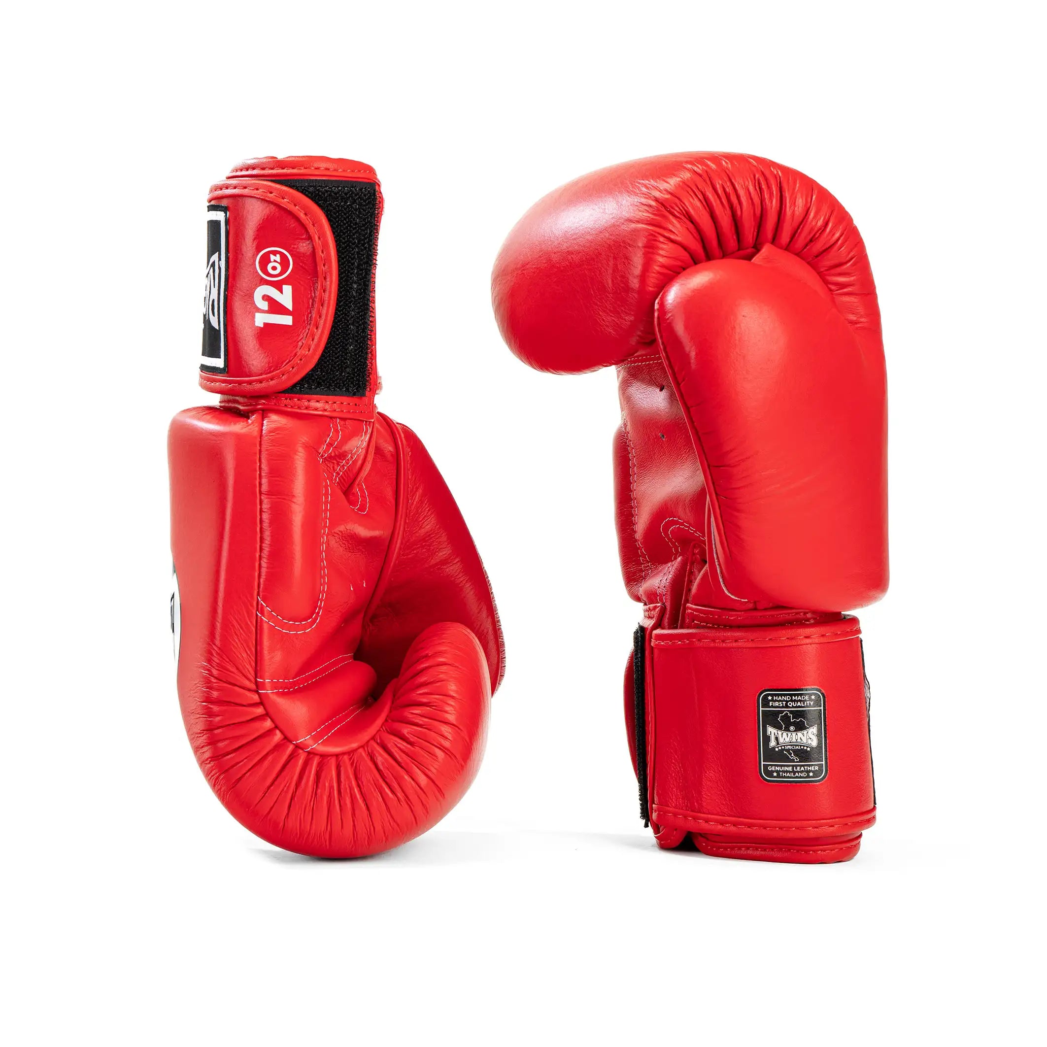 Rote Boxhandschuhe Ragnarok Sports seitlich