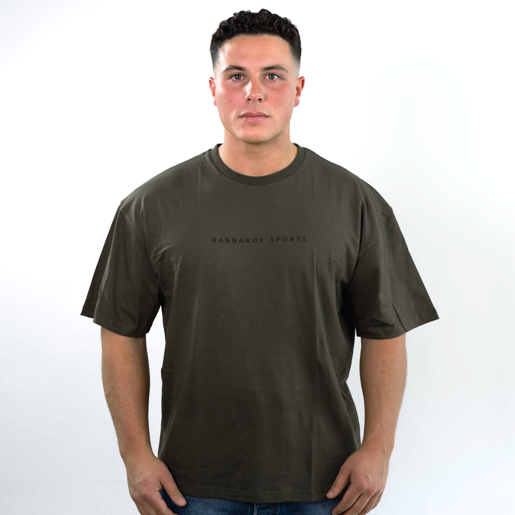 Oversize T-Shirt mit front Logo Ragnarok Sports Military Green