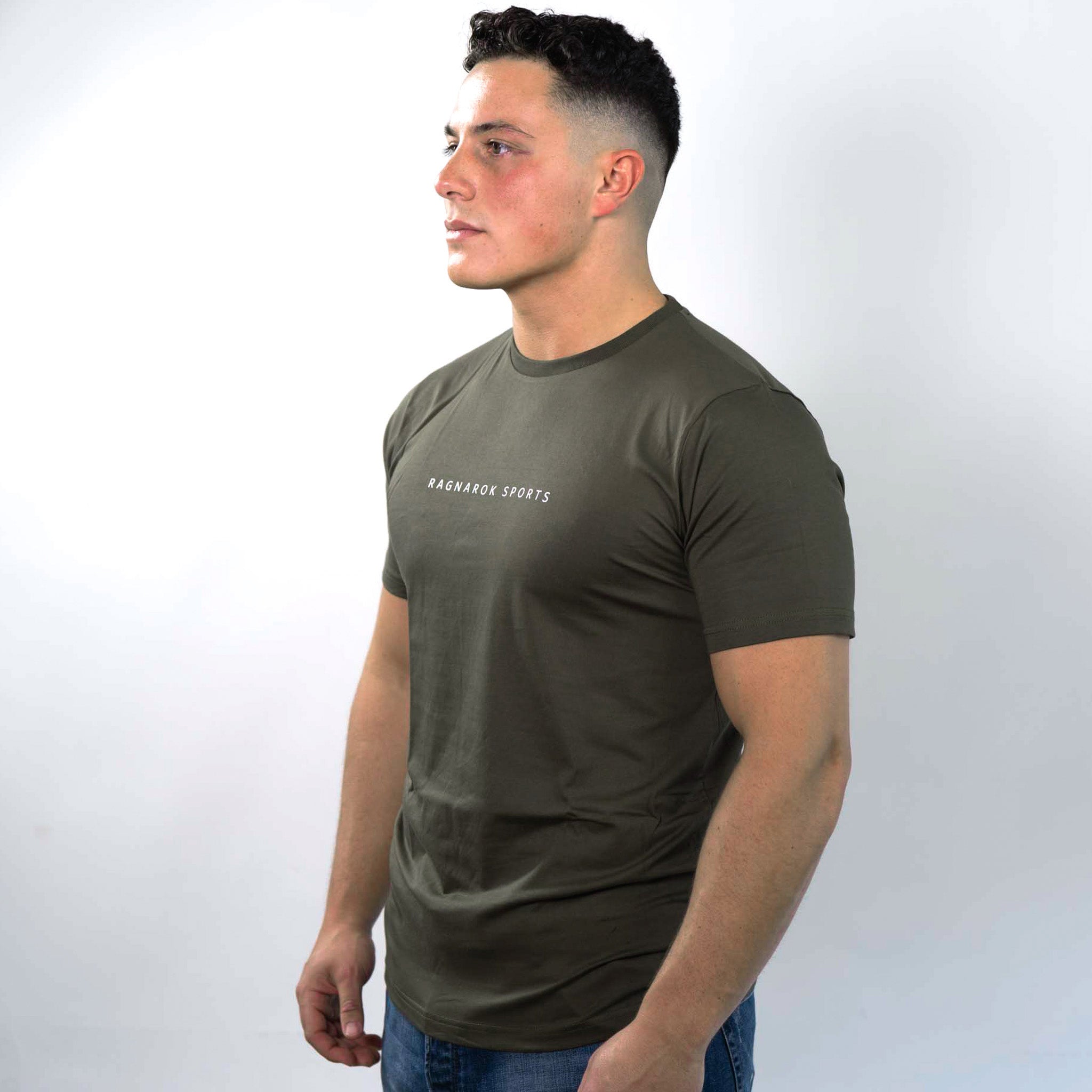T-Shirt Slim Fit mit Front Logo Ragnarok Sports Military Green