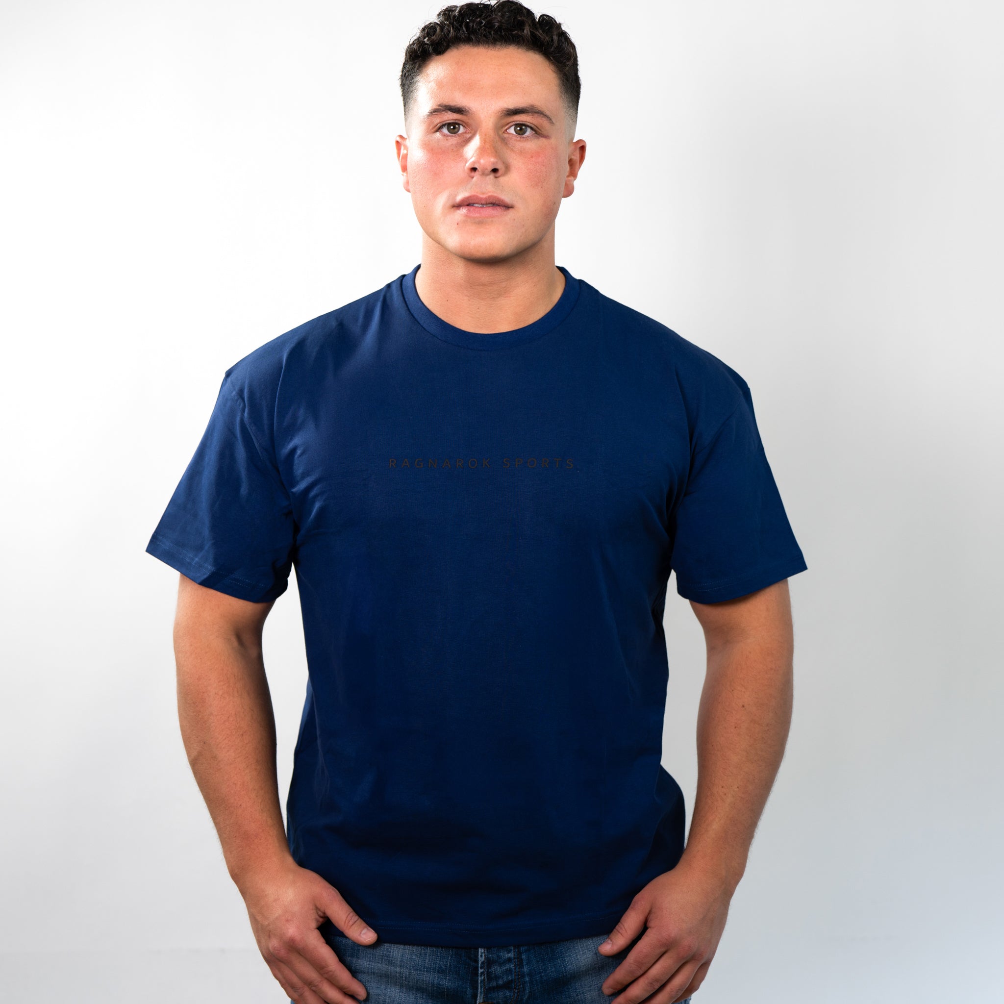 Oversize T-Shirt mit Front Logo Ragnarok Sports Dark Blue