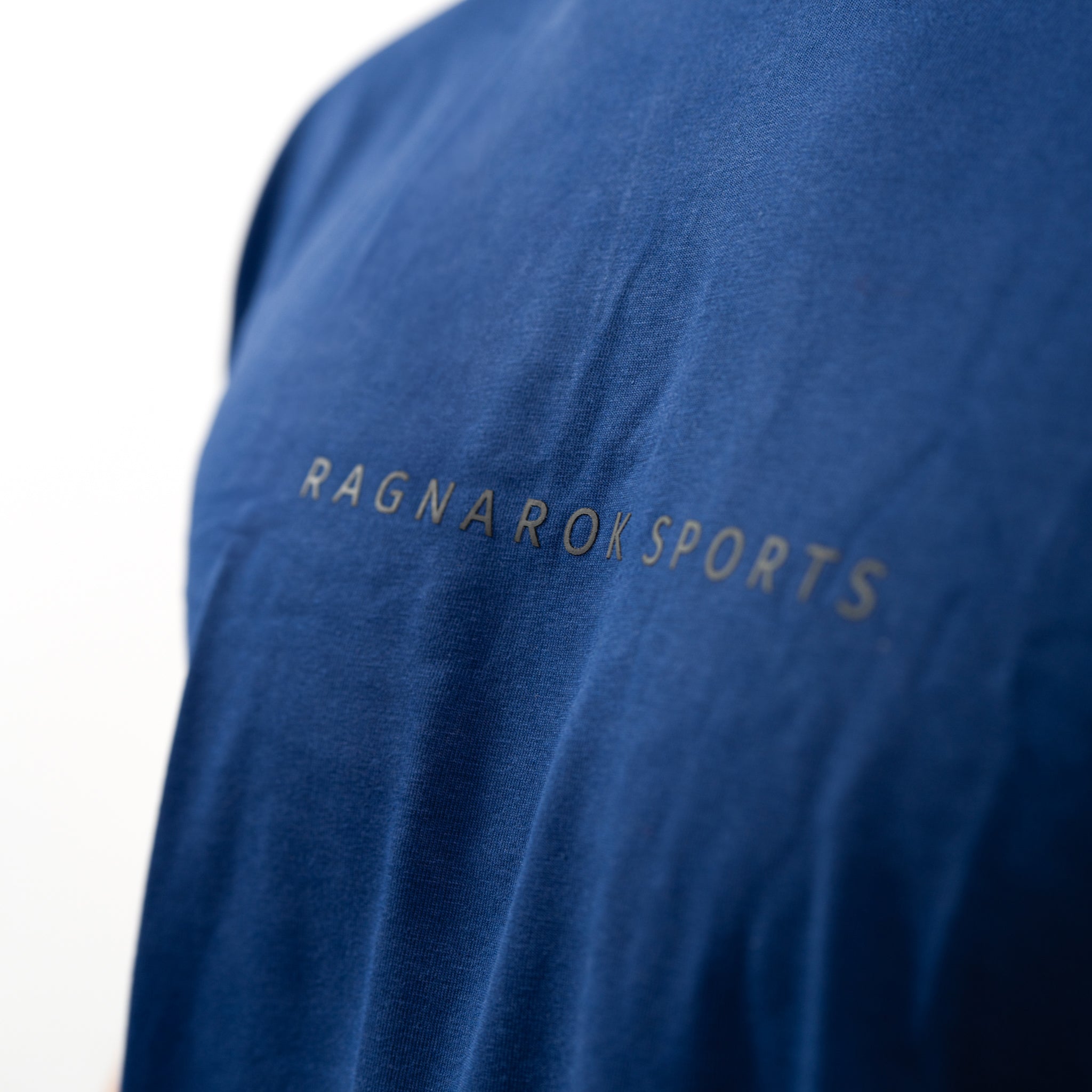 Oversize T-Shirt mit Front Logo Ragnarok Sports Dark Blue