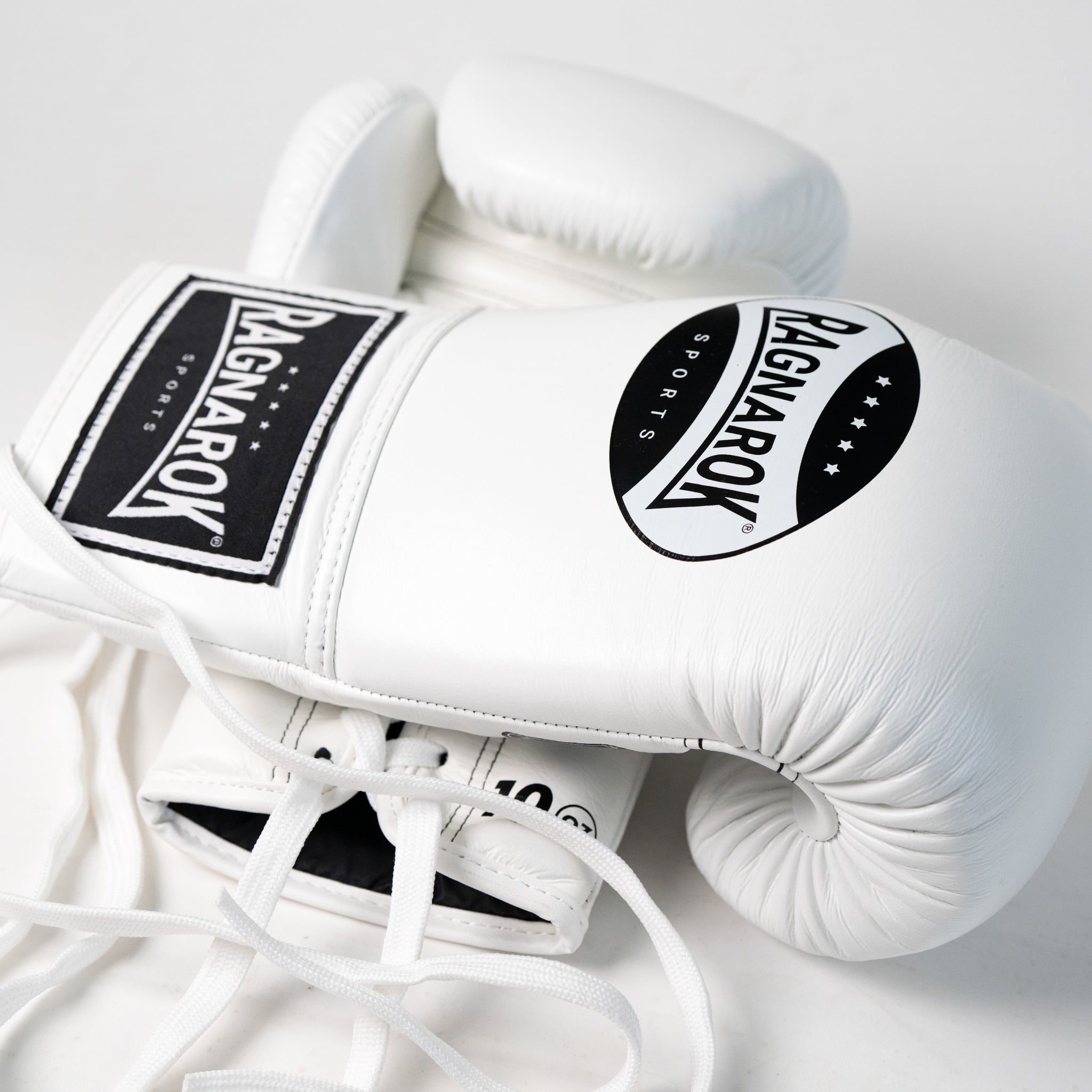 Twins Special X Ragnarok Sports Schnürrer Boxhandschuhe Weiß